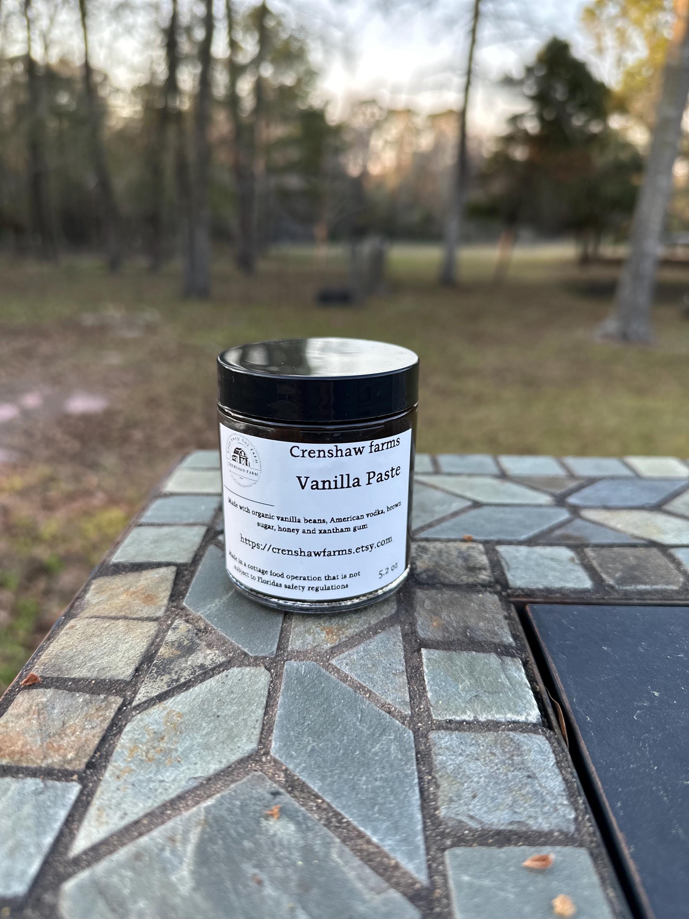 Gourmet Vanilla Bean Paste: Rich Flavor, Culinary Delight